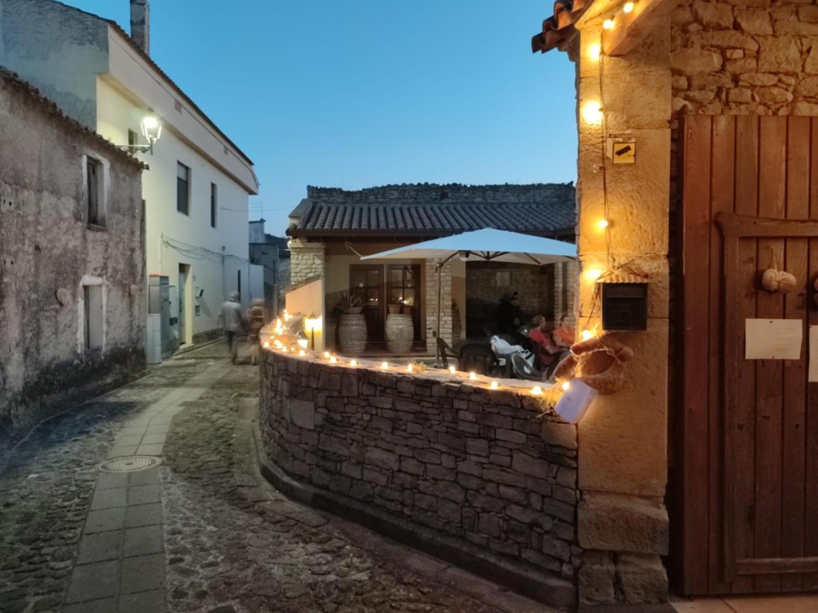 Albergo Diffuso Il Mandorlo Baressa Exterior foto